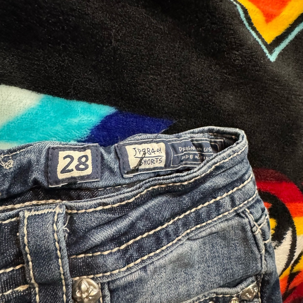Miss Me Blue and White Jean Shorts - Picture 3 of 3